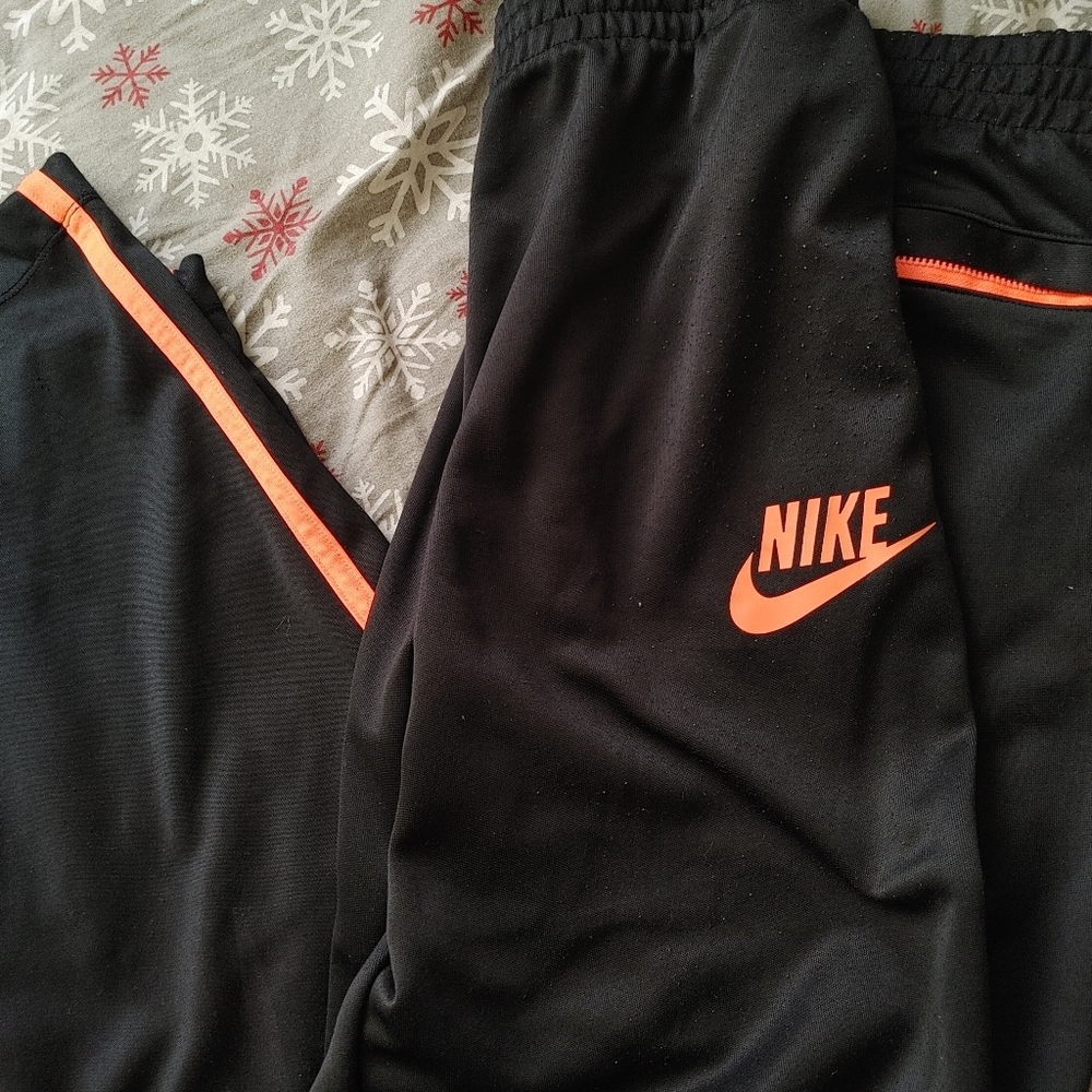Nike Track Pants - Picture 2 of 4